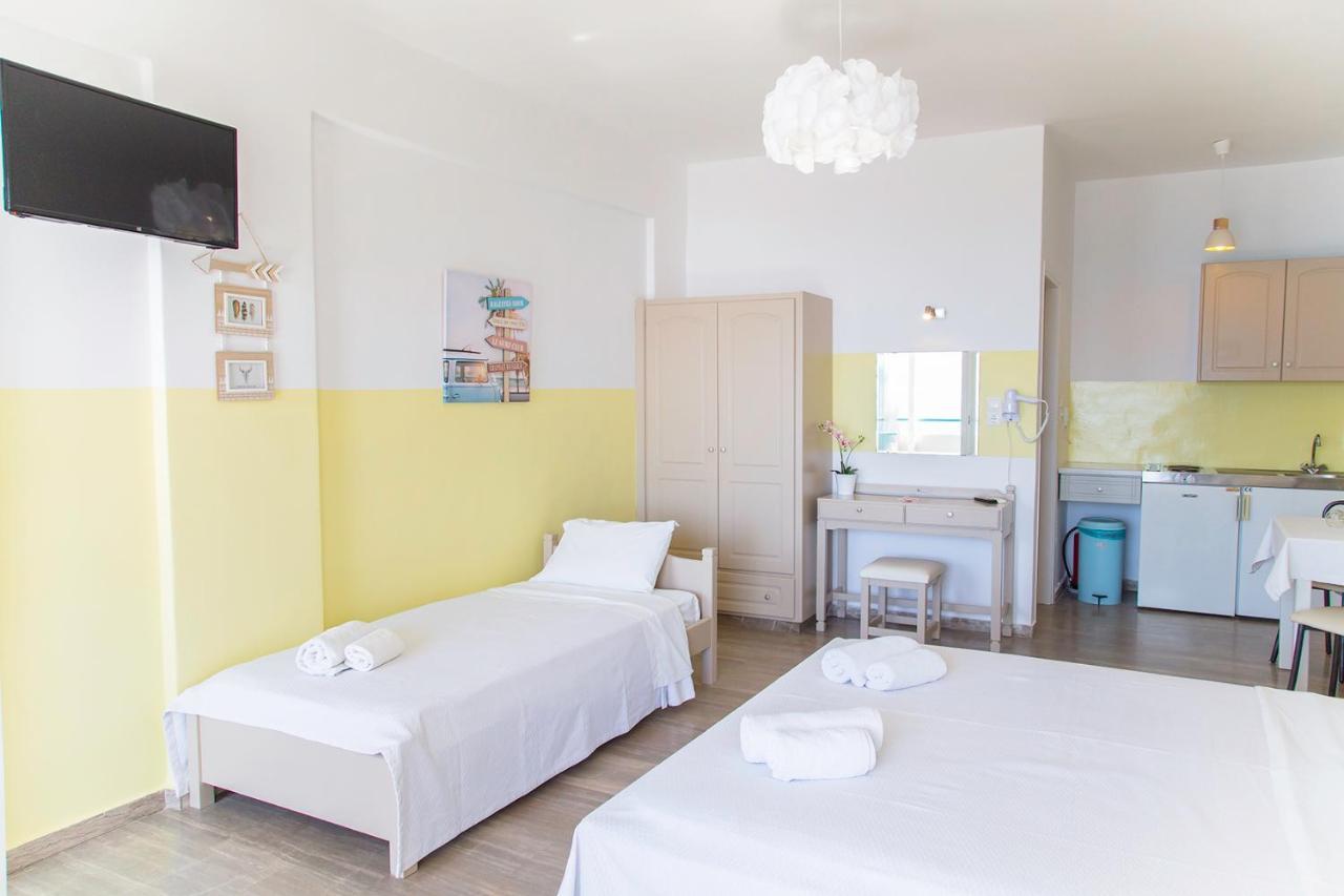 Theodora Rooms Poros Town Buitenkant foto