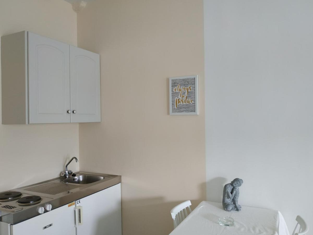 Theodora Rooms Poros Town Buitenkant foto