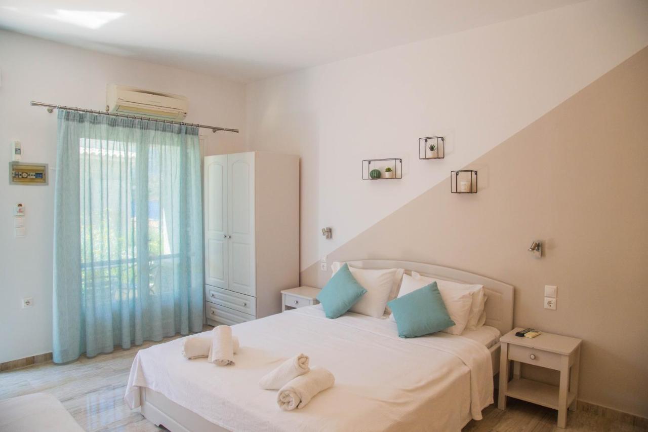 Theodora Rooms Poros Town Buitenkant foto