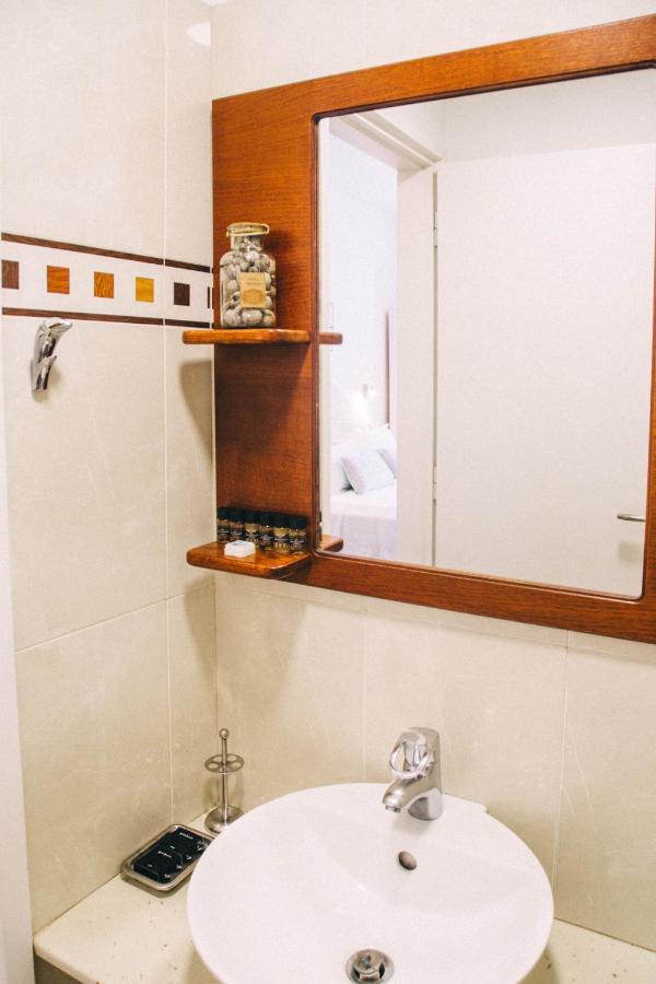 Theodora Rooms Poros Town Buitenkant foto