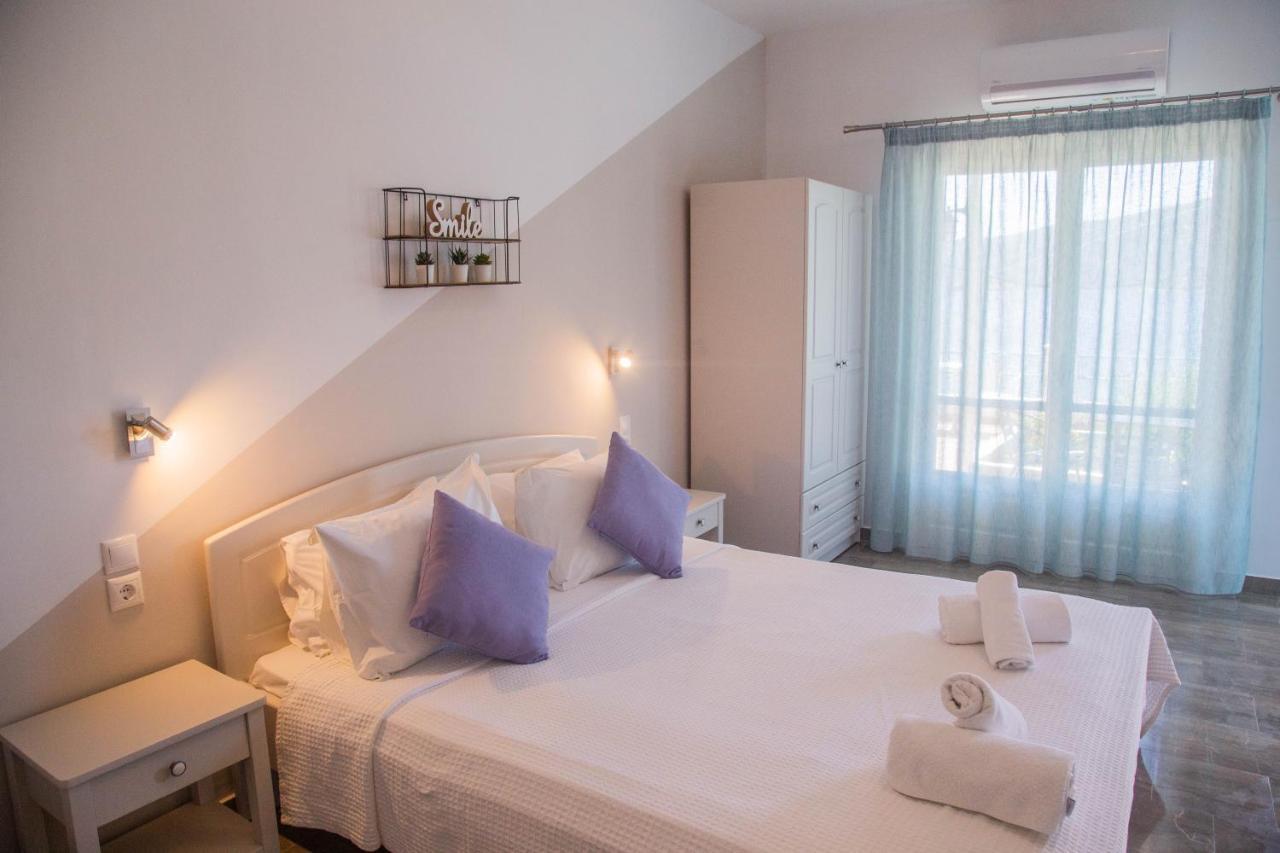 Theodora Rooms Poros Town Buitenkant foto
